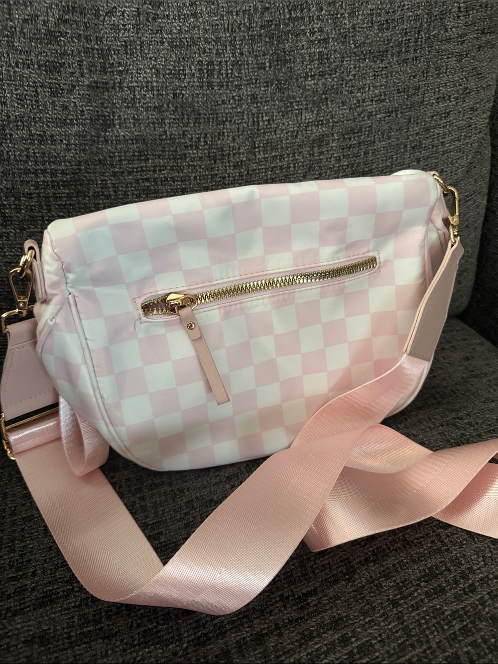 Pastel Pink Checkered Crossbody Bag with Adjustable Strap - Picture 2 of 3